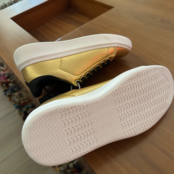 Cavalli Class Gold Sneaker - Picture 4 of 4